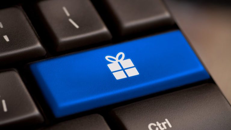 Best corporate gifts for tech lovers