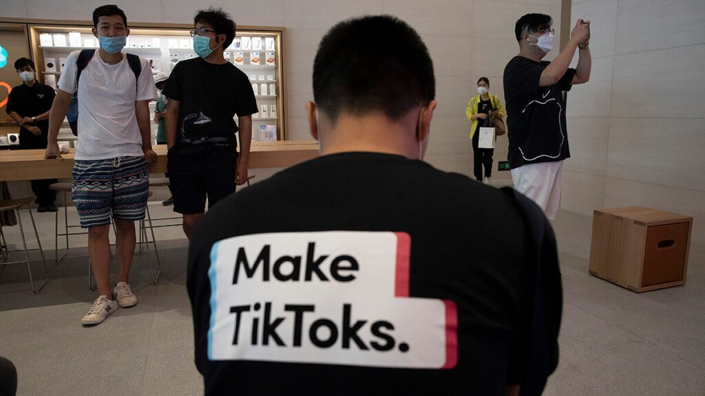Microsoft confirms talks seeking to buy US arm of TikTok (1)