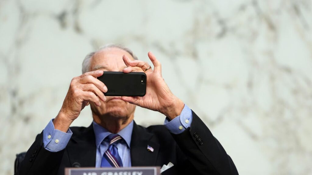 Report Social media manipulation affects even US senators