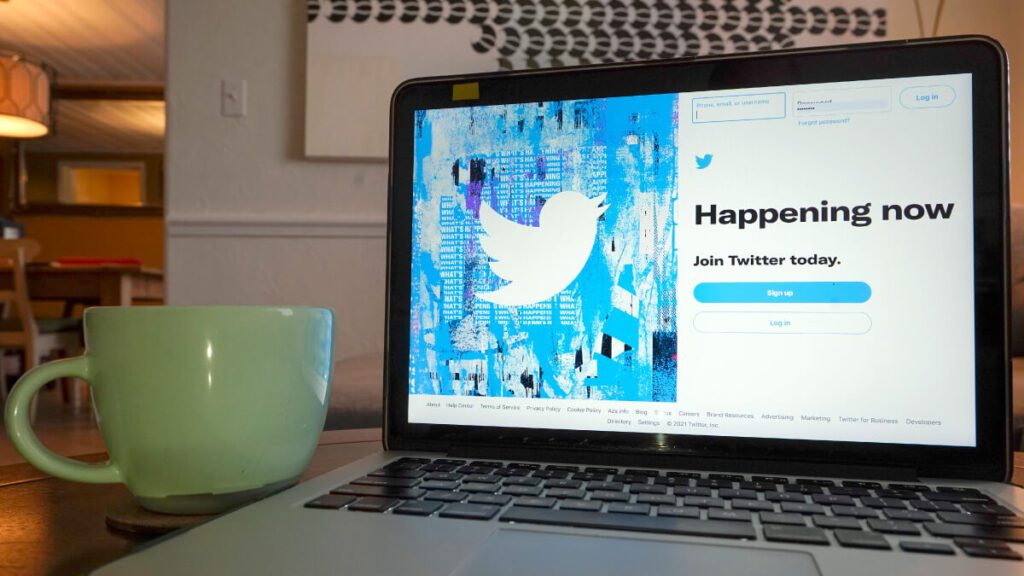 Twitter starts subscription service in Canada, Australia