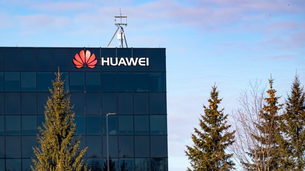 Canadian faces spy ruling in China as Huawei decision looms