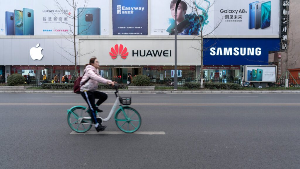 Canadian justice lawyer says Huawei CFO was dishonest