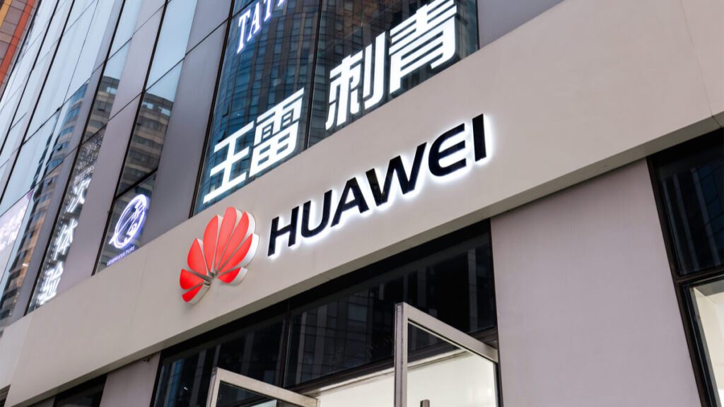 Lawyers for Huawei CFO argue US 'strategically crafted' case
