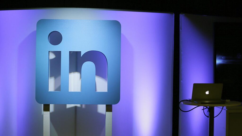 Microsoft shutting down LinkedIn app in China amid scrutiny