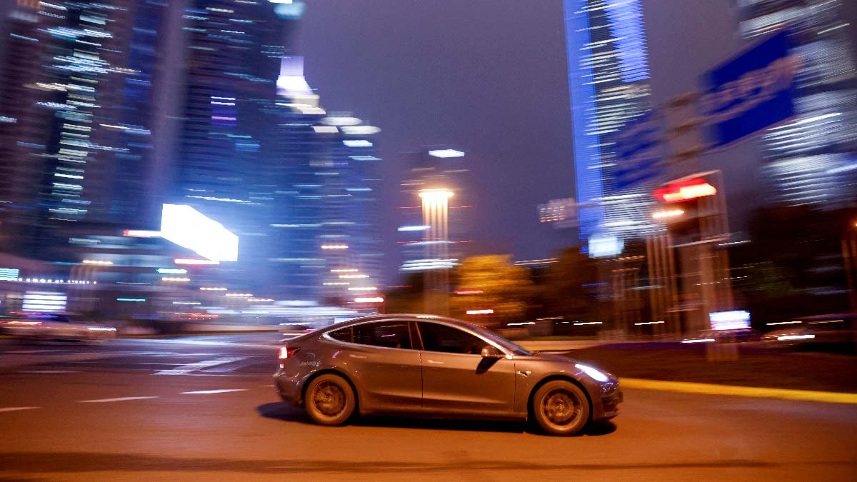 Exclusive China in Talks with Automakers on EV Subsidy Extension