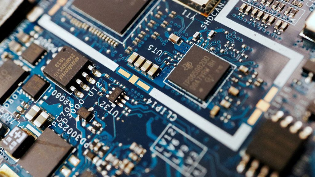 Germany Blocks Chinese Stake in Two Chipmakers