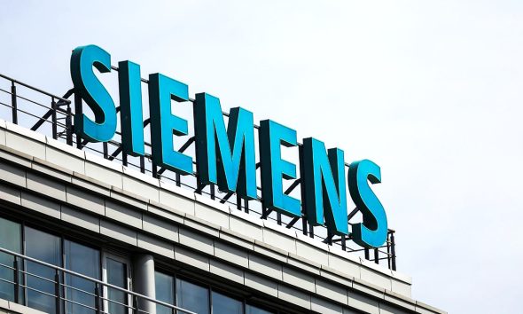 Siemens Q4 Profit Beats View