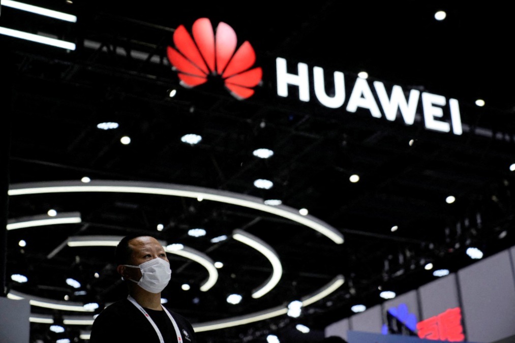 Licenses for China's Huawei