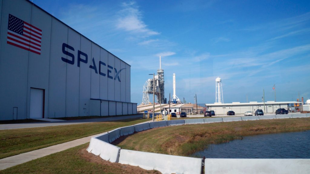 Satellite Radiation Leaks Amid SpaceX Monopoly Talks - Inside Telecom