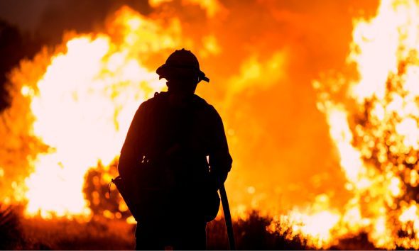 Wildfire detection, AI in firefighting, Phil Schneider, Pano AI technology, Firefighting challenges, Climate change impact, Early wildfire detection, Thermal imaging, Environmental protection, AI in emergency response