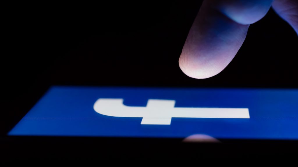 A judge ruling in the UK has given the green light for a mass action against Facebook, which may reach £3bn in damages. 