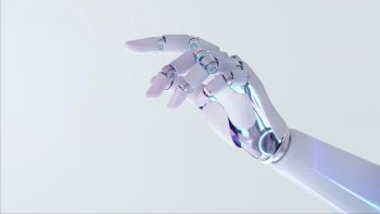 An AI arm has given Sarah de Lagarde, a mother who lost hers in an accident, the possibility to perform the daily tasks again.  
