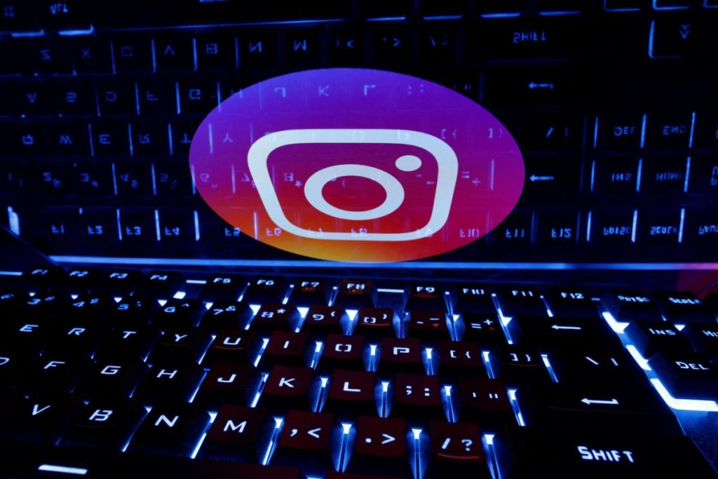 Reports of an Instagram outage in the U.S. on Thursday evening dropped significantly, according to outage tracking website Downdetector.com.