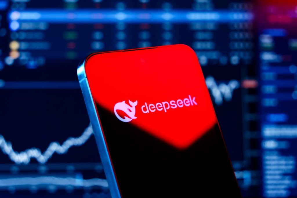 eepSeek unveiled its latest DeepSeek new AI model, V3.2-Exp aims to lower costs and less foreign chip tech dependency.
