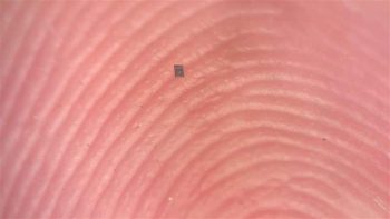 Scientists world's smallest robot, employing light-based computing abilities that enable microscopic robots to perform normally.