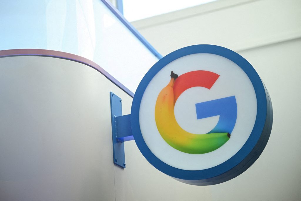BEIJING/SINGAPORE, March 17 (Reuters) - Alphabet's Google is in talks with Envicool and other Chinese firms about buying liquid cooling equipment for data centres.