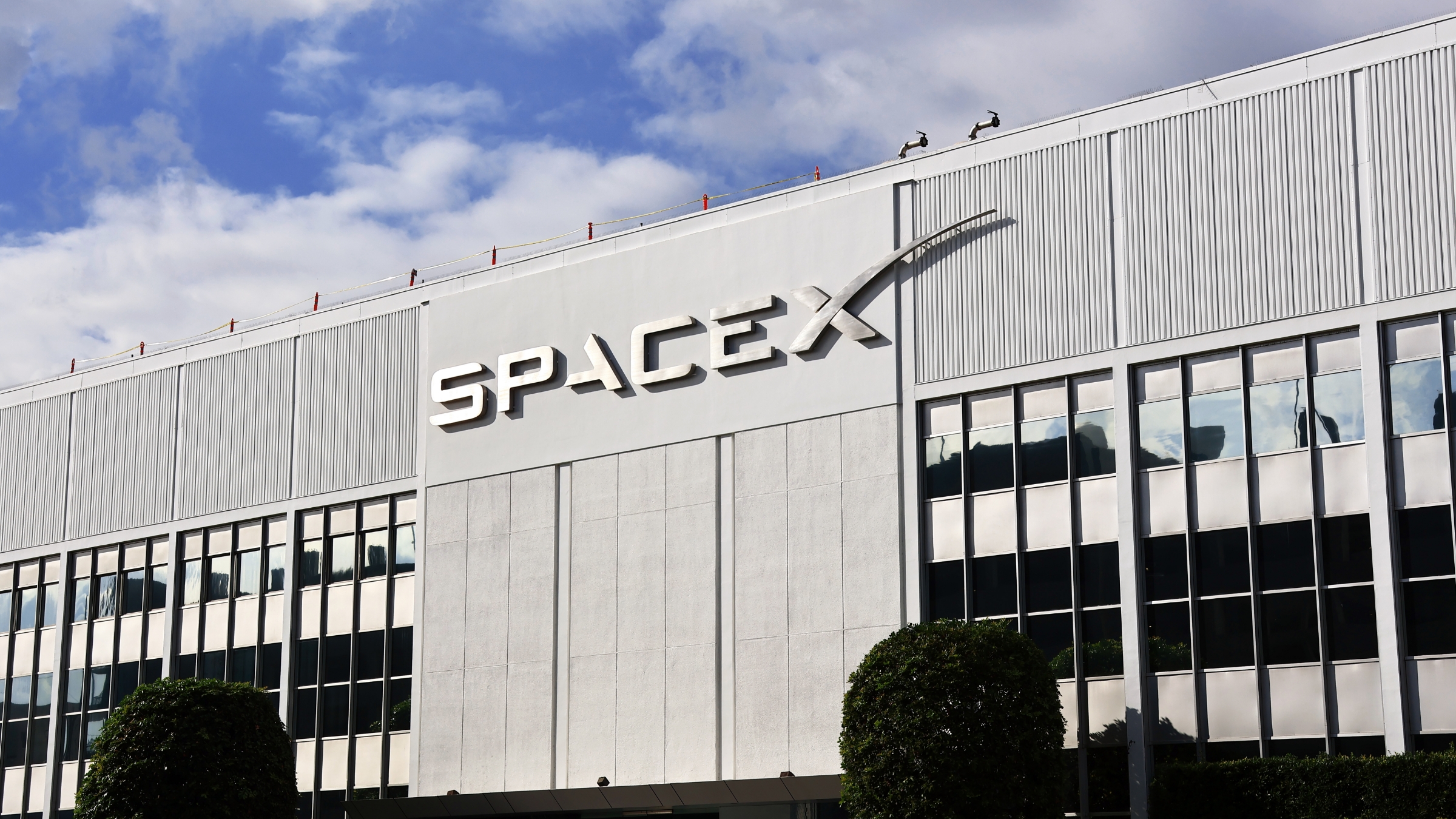 Anthropic Taps Musk 220,000 Nvidia GPU Tennessee Power to Supercharge Claude