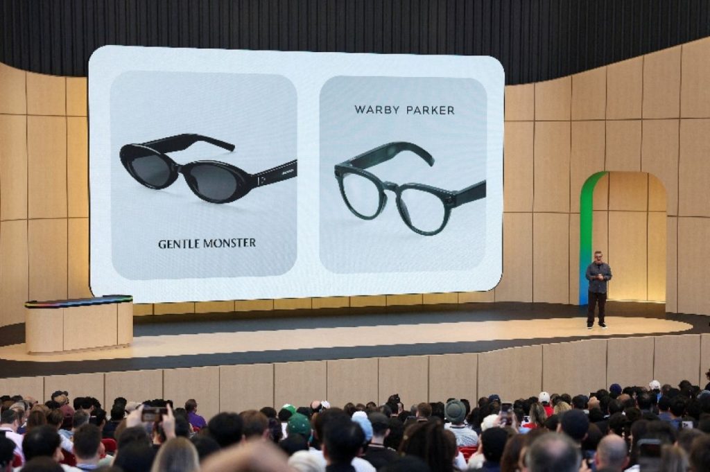Alphabet's Google on Tuesday put AI agents directly into its search box and rolled out a faster, cheaper version of its Gemini model.