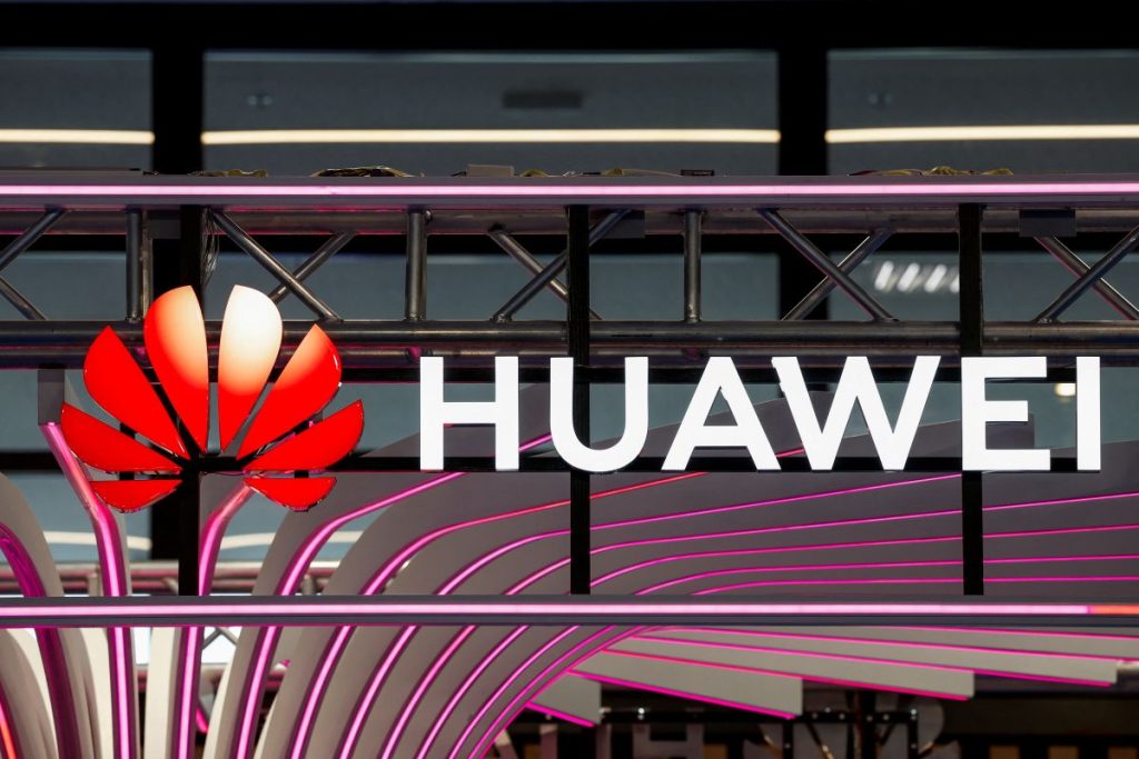 SHANGHAI/BEIJING, May 25 (Reuters) - Huawei Technologies said on Monday its high-end chips will have transistor density equivalent to 1.4-nanometre.