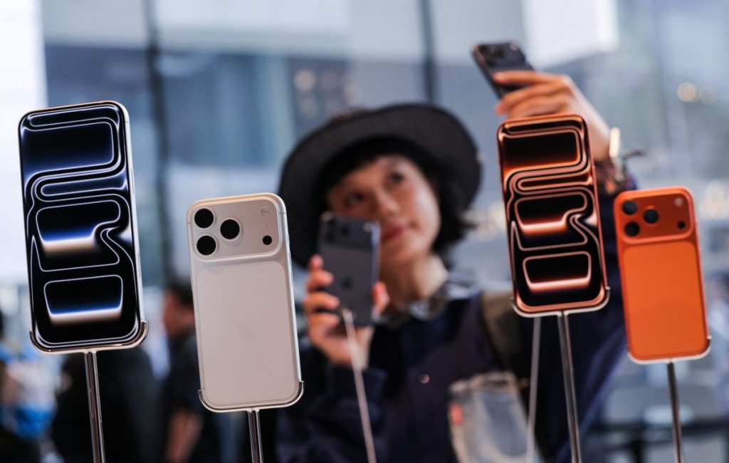 SAN FRANCISCO, July 30 (Reuters) - Apple forecast sales for the current quarter ending in September would grow more slowly than Wall Street targeted.
