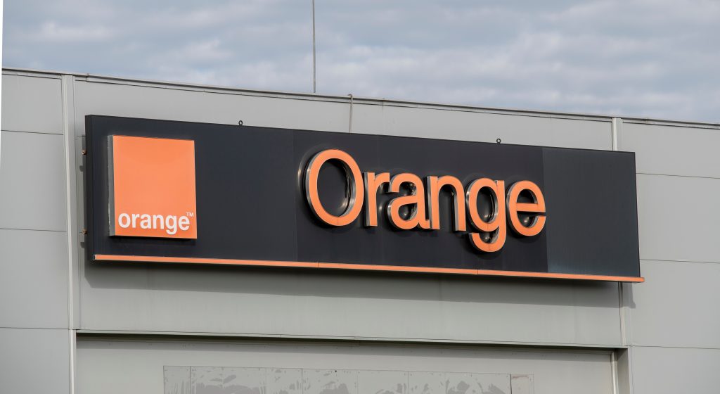 Orange Ventures has invested in French health-tech startup Biolevate, while Orange Business is partnering with the company to expand the use of trusted agentic AI across pharmaceutical research.
